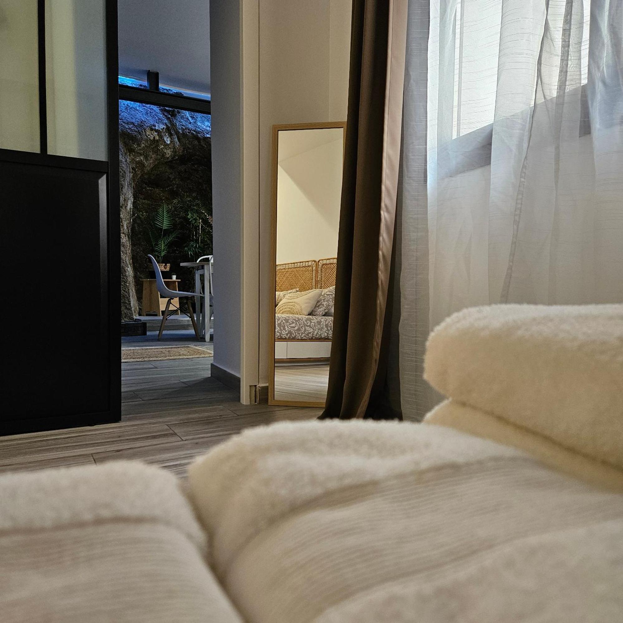 El Susurro Del Tajo La Gruta Apartment Толедо Екстериор снимка